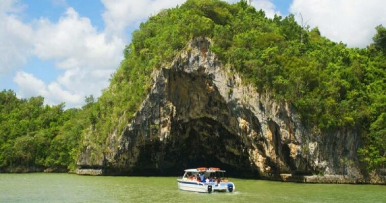 Descubre la belleza natural del Parque Nacional Los Haitises: Recorrido por cuevas, manglares y especies únicas