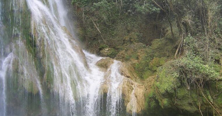 Descubre la belleza natural del Salto del Limón: uno de los mayores atractivos turísticos de República Dominicana